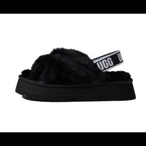 UGG PLATFORM FUR SLIPPERS